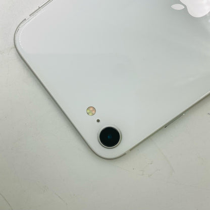 【最速発送】Apple iPhone iPhone SE（第2世代） 64GB ホワイト Softbank 白ロム【難有】 83%