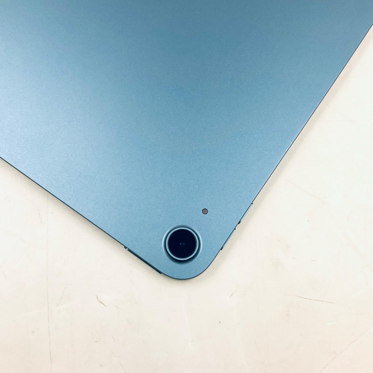 【全額返金保証】【最速発送】Apple iPad Air 10.9インチ 第5世代 64GB ブルー Wi-Fi 超美品 動作確認済
