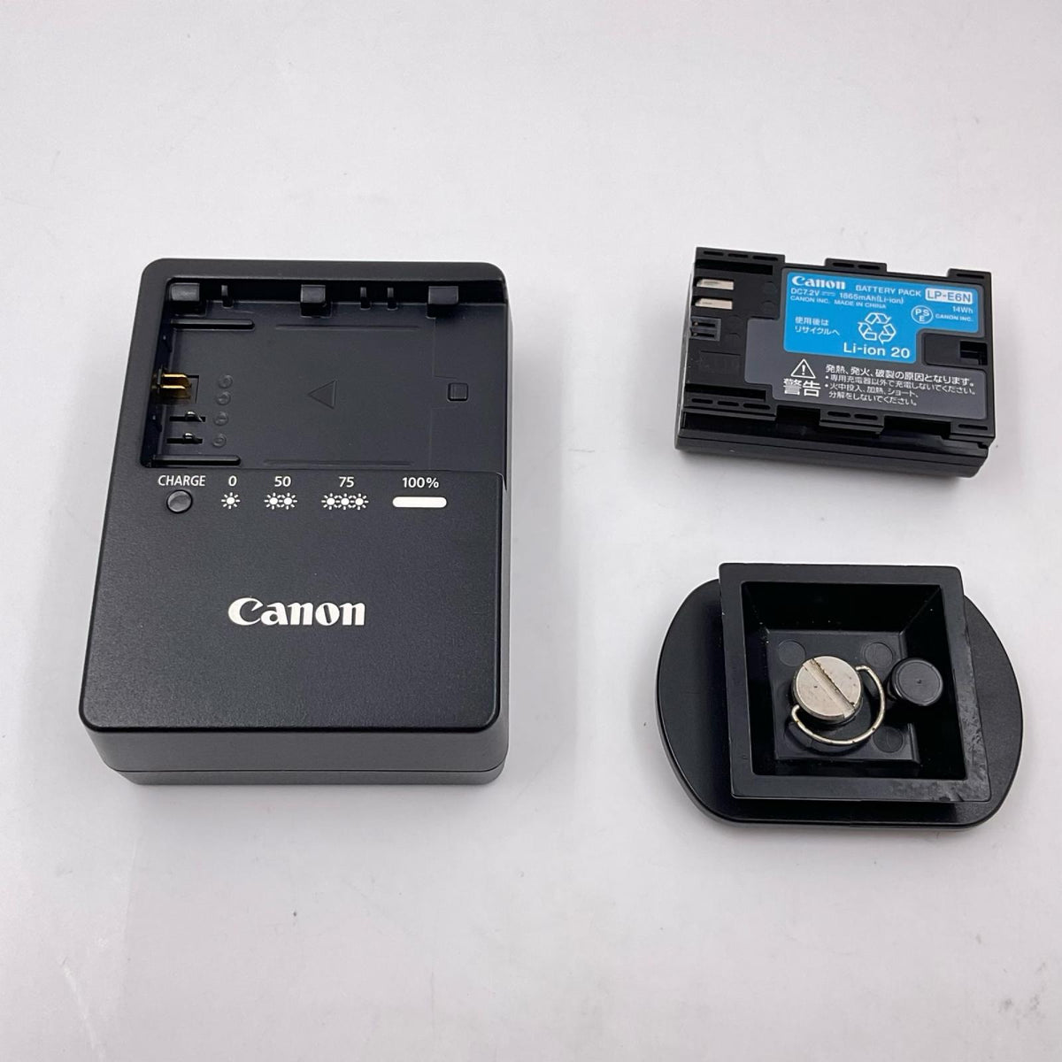 【全額返金保証】【最速発送】Canon デジタル一眼 EOS 90D ボディ 美品 動作確認済