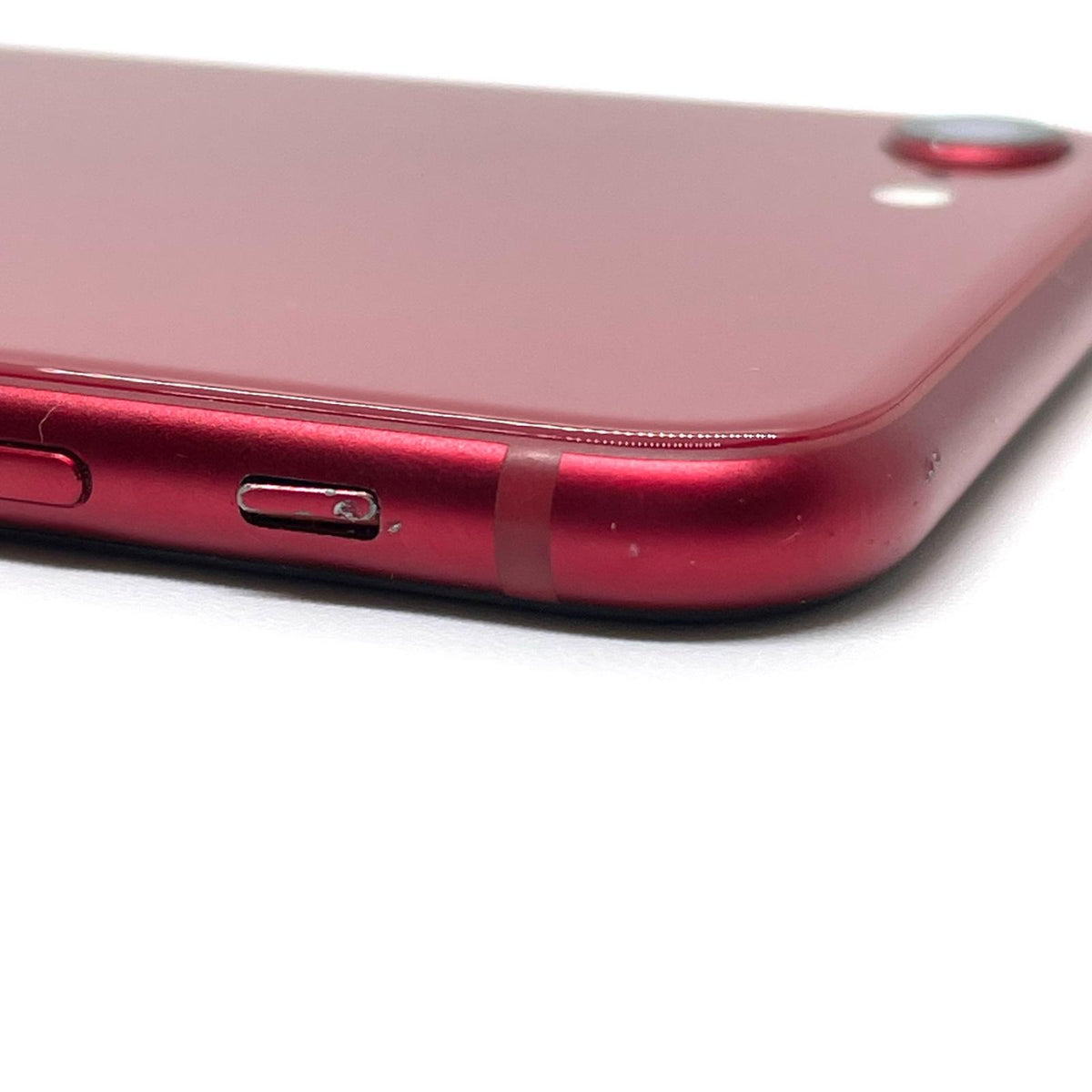 【全額返金保証】【最速発送】Apple iPhone iPhone SE（第3世代） 128GB (PRODUCT)RED au SIMフリー 白ロム 動作確認済 88%
