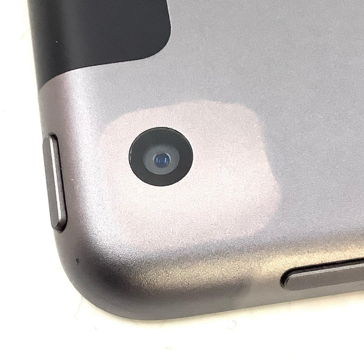【全額返金保証】【最速発送】Apple iPad iPad 10.2インチ 第7世代 32GB スペースグレイ WiFi+Cellular au SIMフリー 白ロム 動作確認済