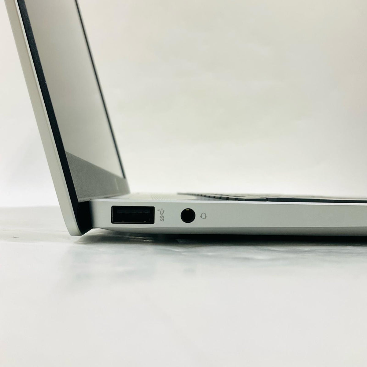 【全額返金保証】【最速発送】HP 103C_5335KV HP OmniBook 5 HP OmniBook 5 Laptop 16-af1xxx Intel(R) Core(TM) Ultra 5 225U 16GB SSD 512GB 96.6% 美品 動作確認済