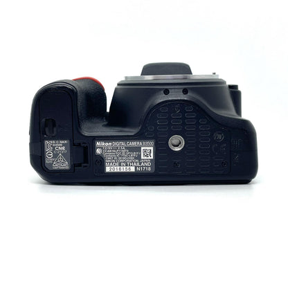 【全額返金保証】【最速発送】 デジタル一眼 D3500 18-55 VR レンズキット 動作確認済