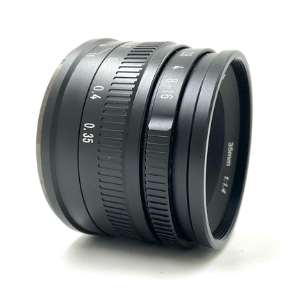【全額返金保証】【最速発送】七工匠 7Artisans 35mm F1.4 II APS-C 7A-35F14II-X-B [フジフイルム用] 美品 動作確認済