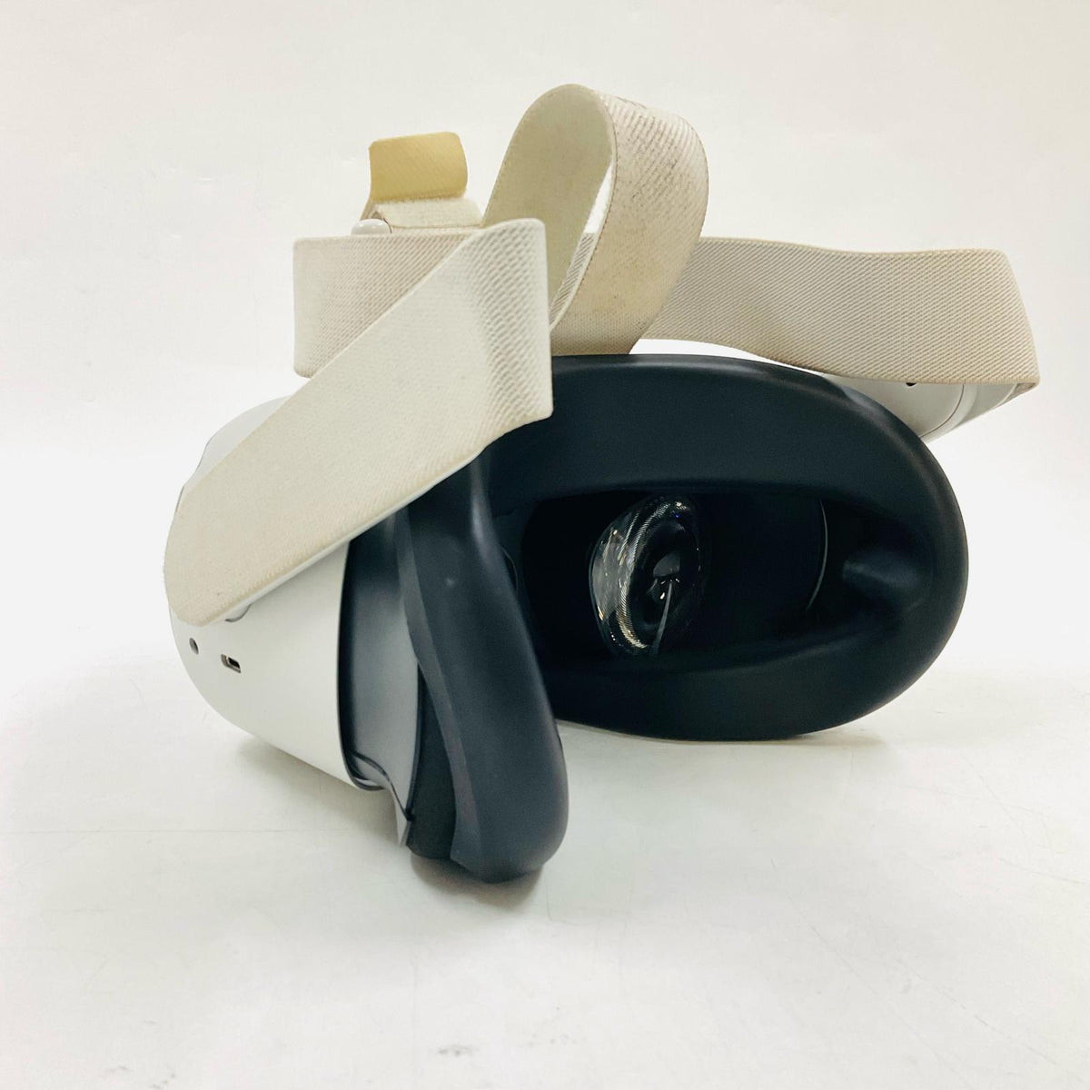 【最速発送】Meta Quest 2 KW49CM【難有】