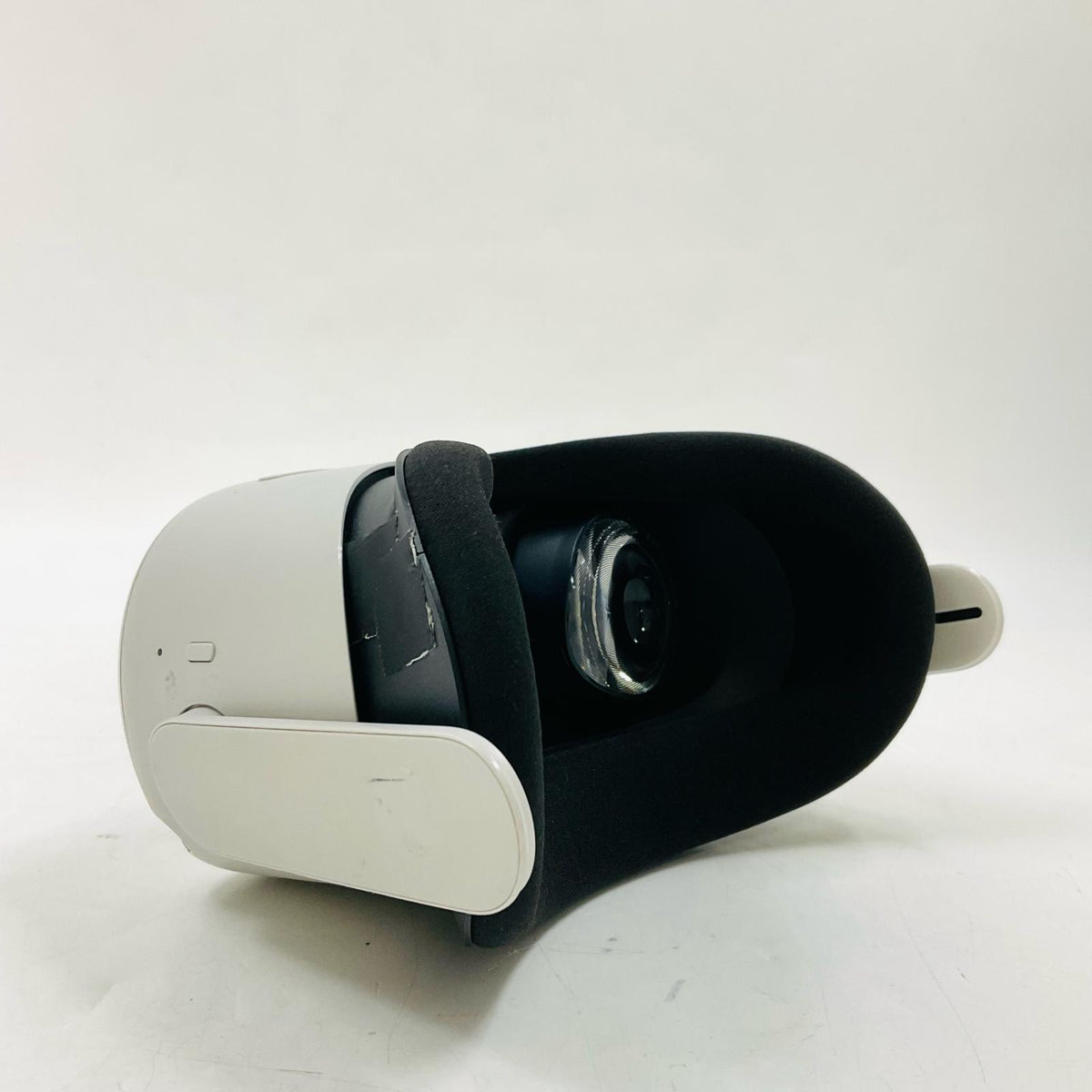 【最速発送】Meta Quest 2 KW49CM【難有】