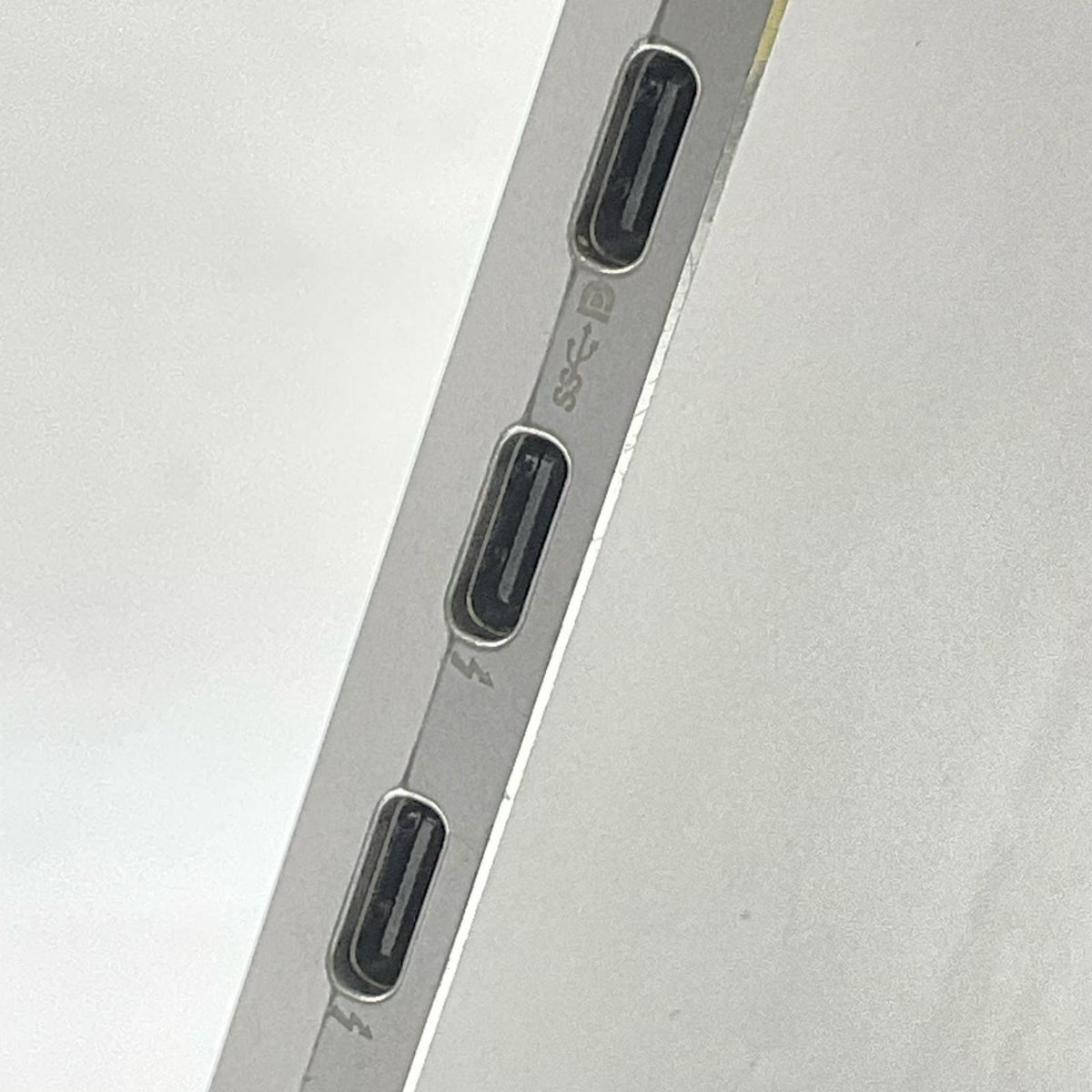 【最速発送】HP Elite x2 G4 i5-8265U 1.6GHz 8GB M.2 SSD 256GB 73.6%【難有】