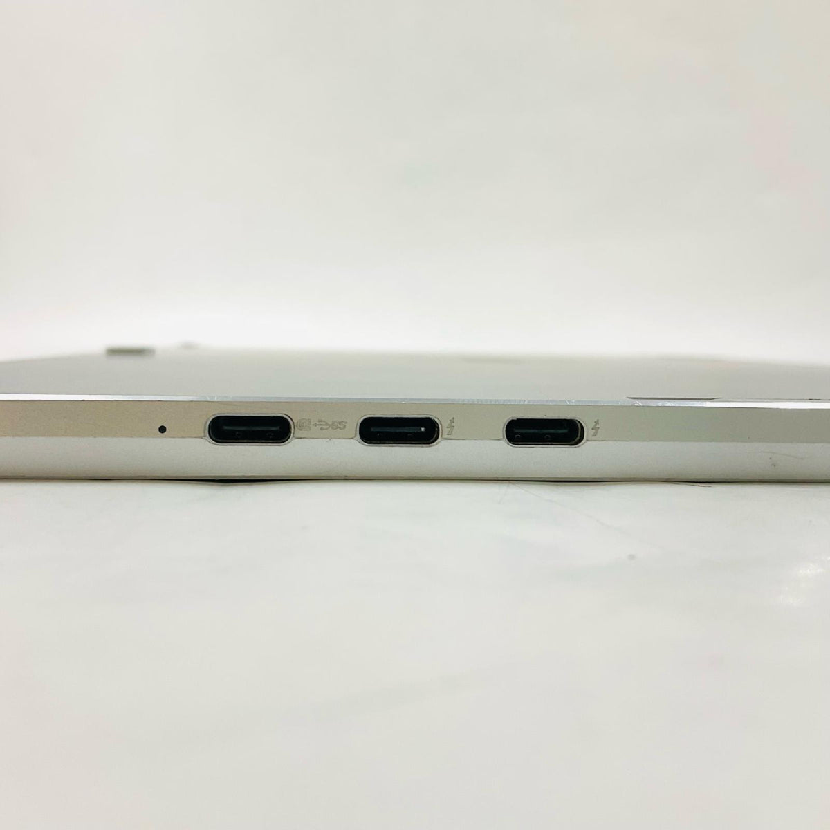 【最速発送】HP Elite x2 G4 i5-8265U 1.6GHz 8GB M.2 SSD 256GB 100%【難有】