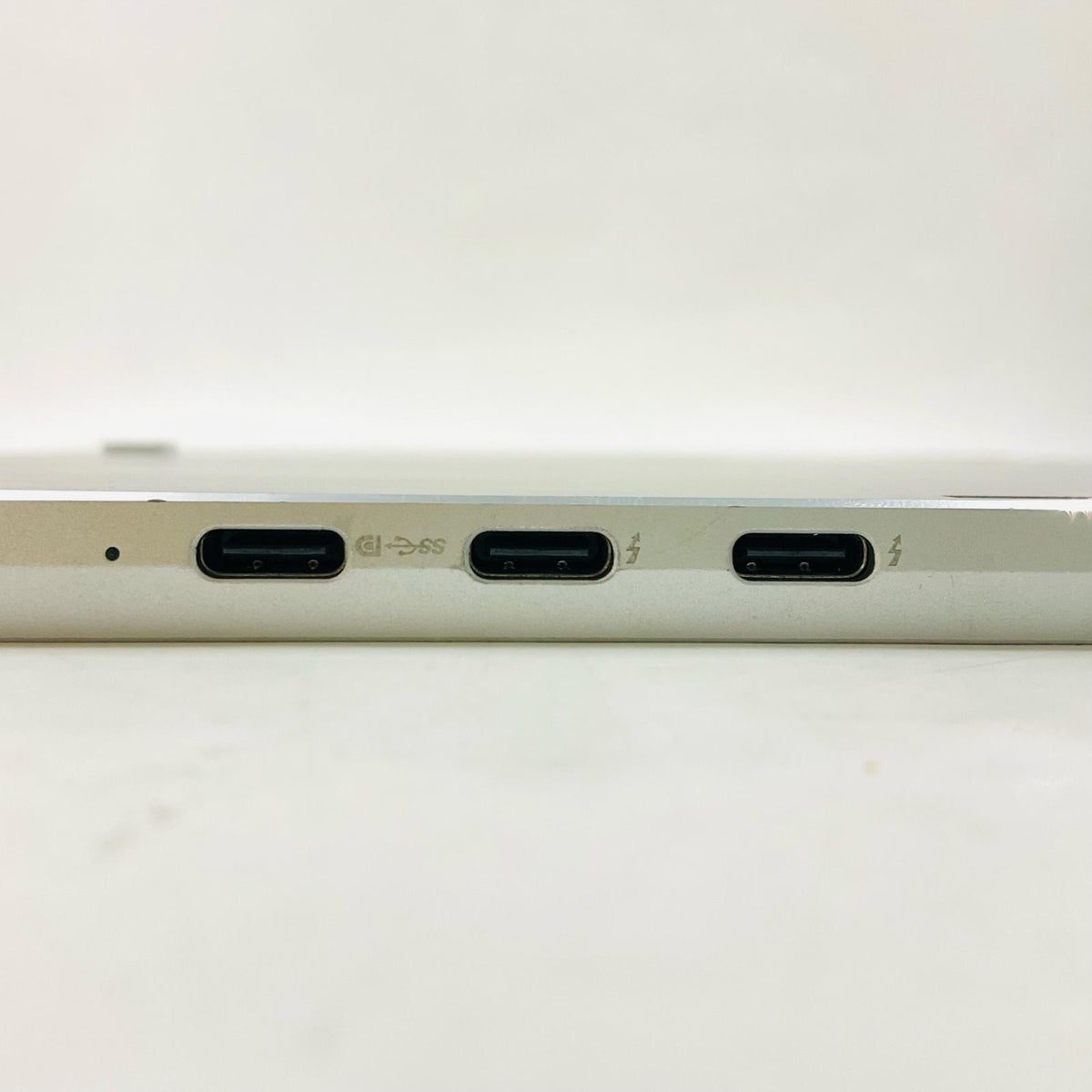 【全額返金保証】【最速発送】HP Elite x2 G4 i5-8265U 1.6GHz 8GB M.2 SSD 256GB 100% 動作確認済