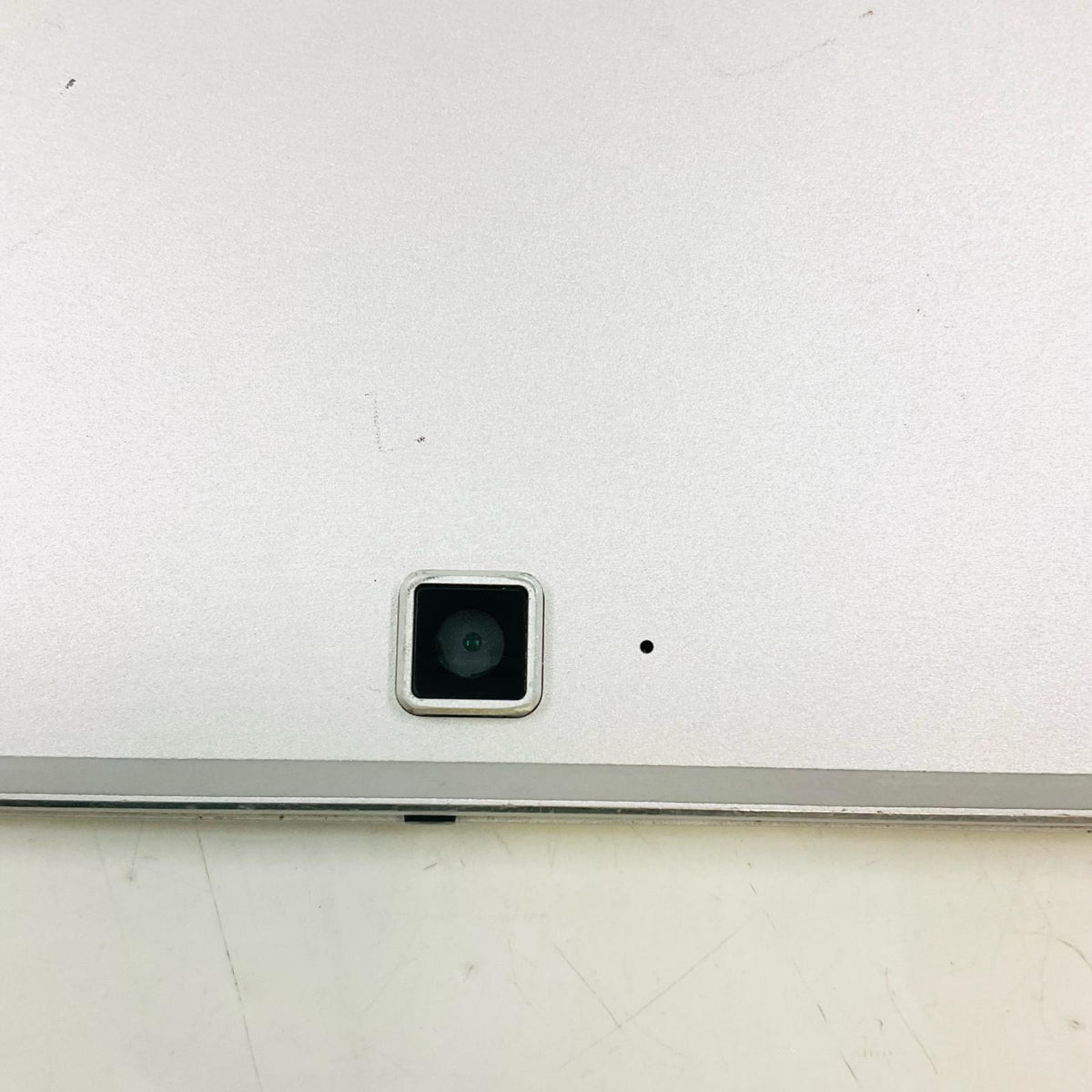 【最速発送】HP Elite x2 G4 i5-8265U 1.6GHz 8GB M.2 SSD 256GB 100%【難有】
