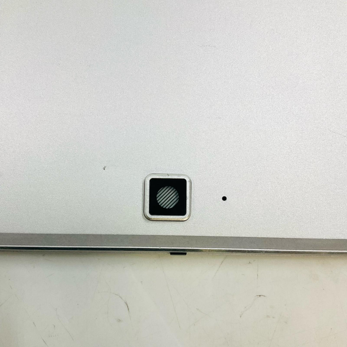 【最速発送】HP Elite x2 G4 i5-8265U 1.6GHz 8GB M.2 SSD 256GB 100%【難有】
