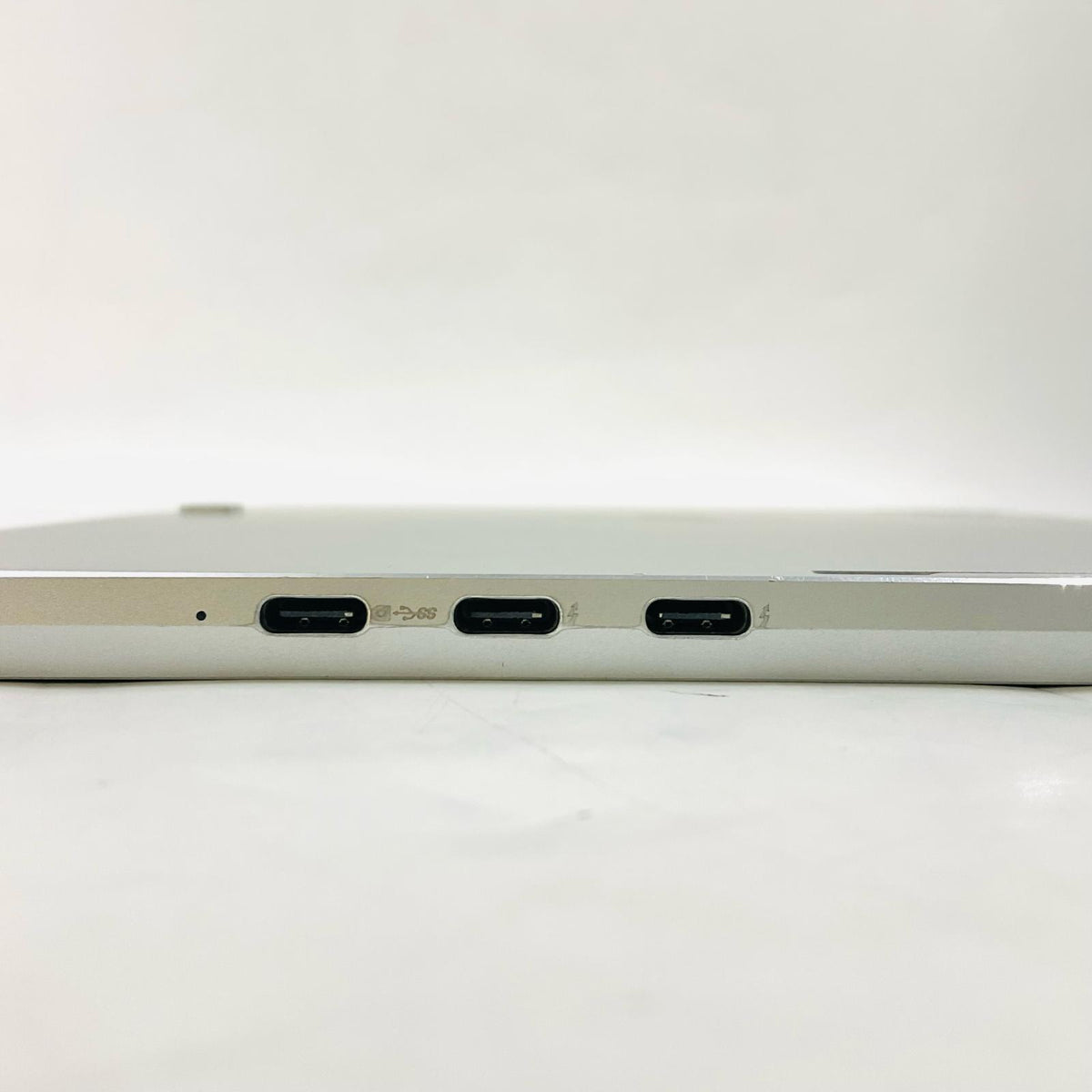 【全額返金保証】【最速発送】HP Elite x2 G4 i5-8265U 1.6GHz 8GB M.2 SSD 256GB 100% 美品 動作確認済