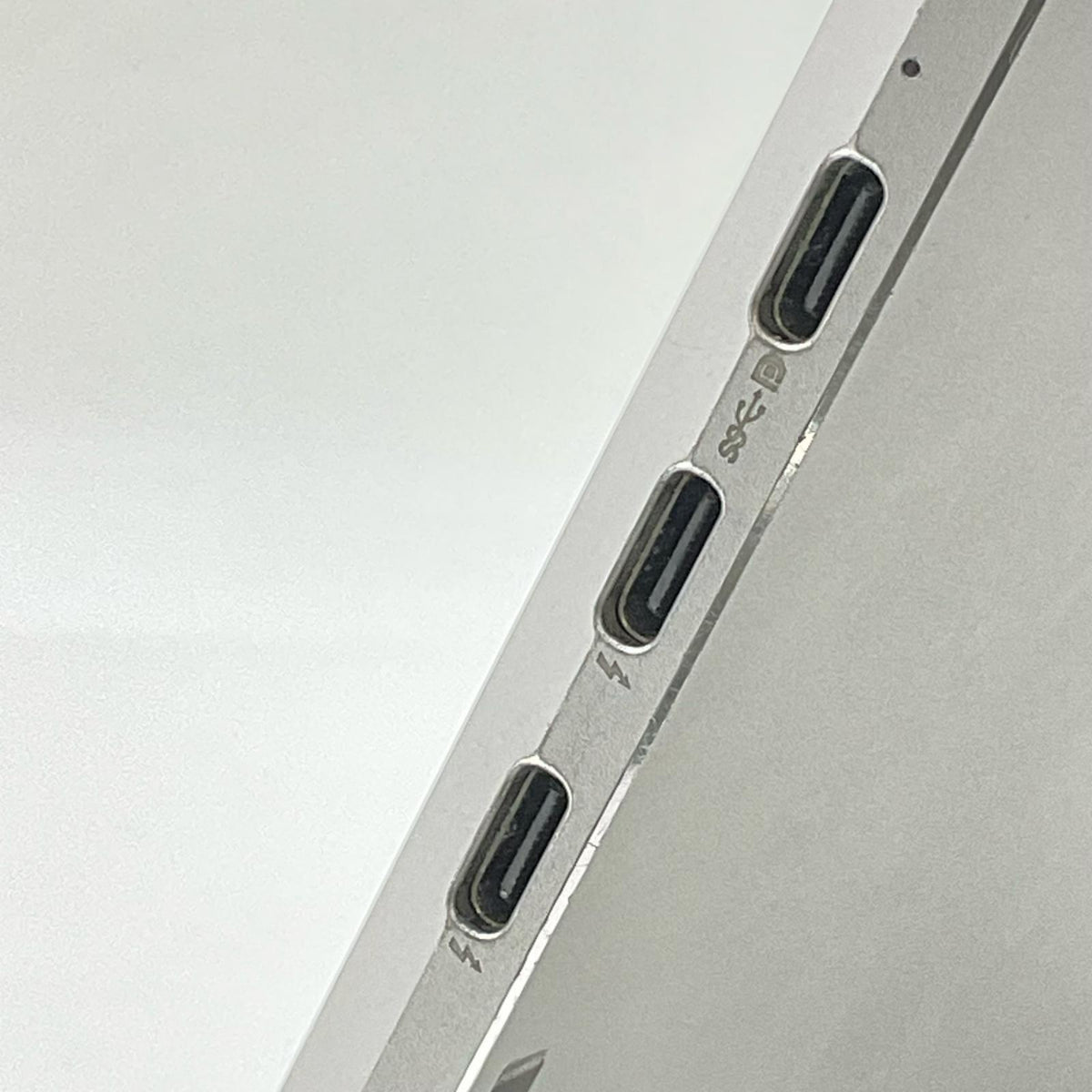 【最速発送】HP Elite x2 G4 i5-8265U 1.6GHz 8GB M.2 SSD 256GB 100%【難有】