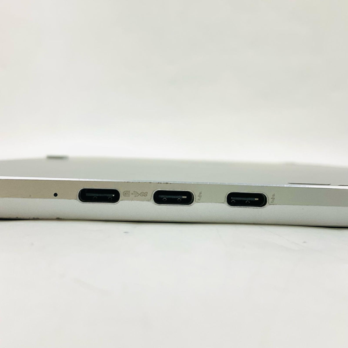 【全額返金保証】【最速発送】HP Elite x2 G4 i5-8265U 1.6GHz 8GB M.2 SSD 256GB 100% 動作確認済