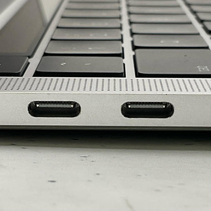 【全額返金保証】【最速発送】Apple MacBook Pro Pro 13インチ 2020 i7-1068NG7 2.3GHz 16GB 512GB シルバー 80.9% 動作確認済