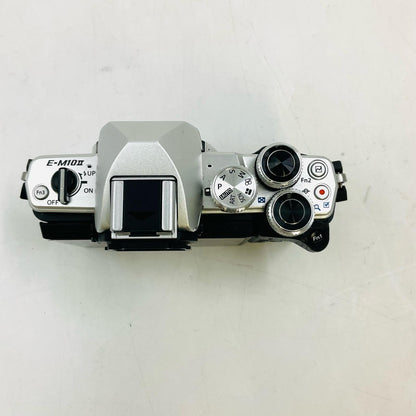 【全額返金保証】【最速発送】OLYMPUS デジタル一眼 OM-D E-M10 Mark II ボディ [シルバー] 動作確認済