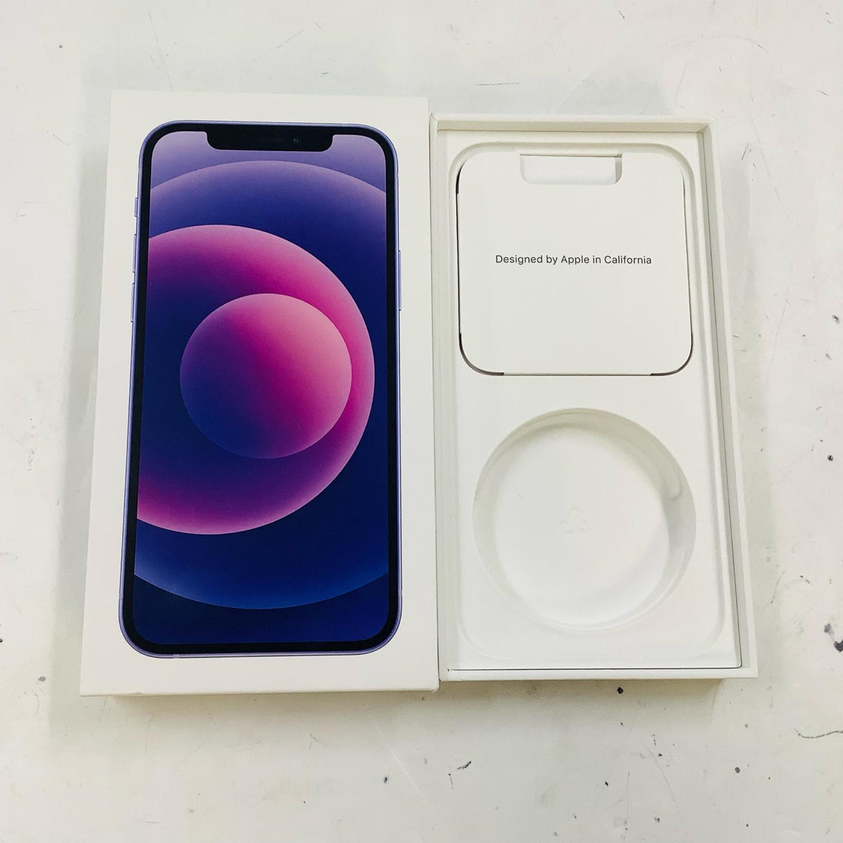 【全額返金保証】【最速発送】Apple iPhone iPhone 12 64GB パープル au SIMフリー 白ロム 動作確認済 88%