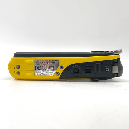 【全額返金保証】【最速発送】FUJIFILM コンパクトデジタルカメラ FinePix XP70 イエロー 動作確認済