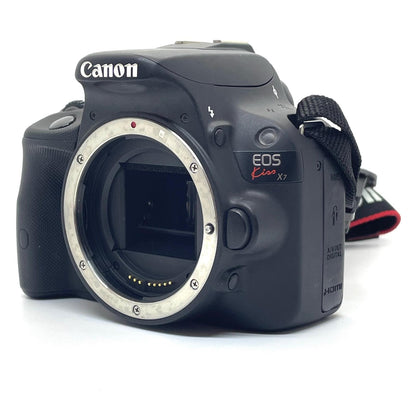 【最速発送】Canon デジタル一眼 EOS Kiss X7 ダブルズームキット【難有】