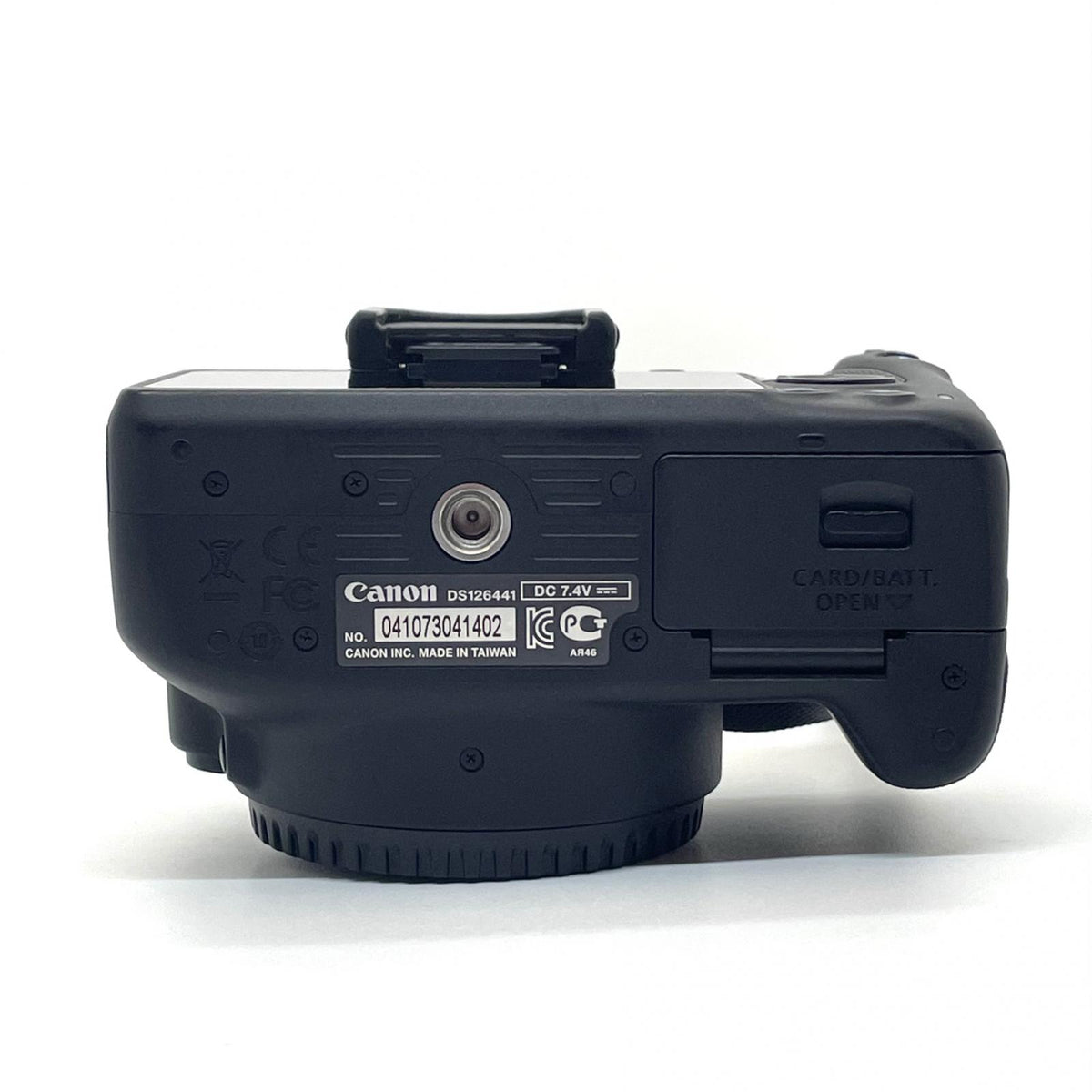 【最速発送】Canon デジタル一眼 EOS Kiss X7 ダブルズームキット【難有】