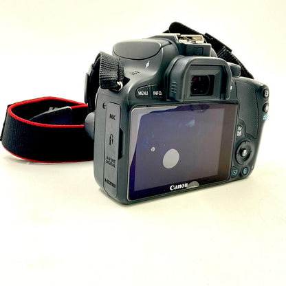 【最速発送】Canon デジタル一眼 EOS Kiss X7 ボディ ブラック【難有】