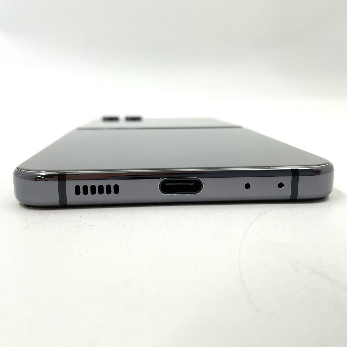 【最速発送】SAMSUNG Galaxy Z Flip5 512GB グラファイト au SIMフリー SCG23 白ロム【難有】