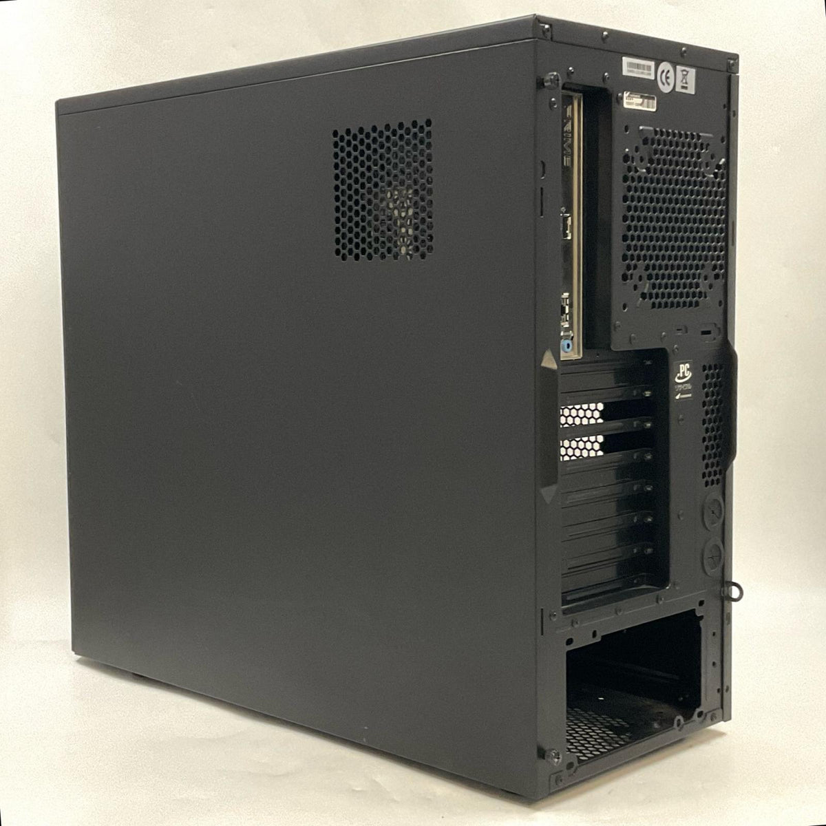 【全額返金保証】【最速発送】THIRDWAVE デスクトップケース＆マザーボード（ASUS PRIME H670-Plus D4） raytrec 動作確認済