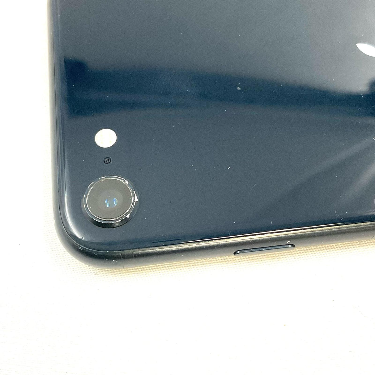 【全額返金保証】【最速発送】Apple iPhone SE（第3世代） 64GB Softbank SIMフリー 白ロム 動作確認済 86%