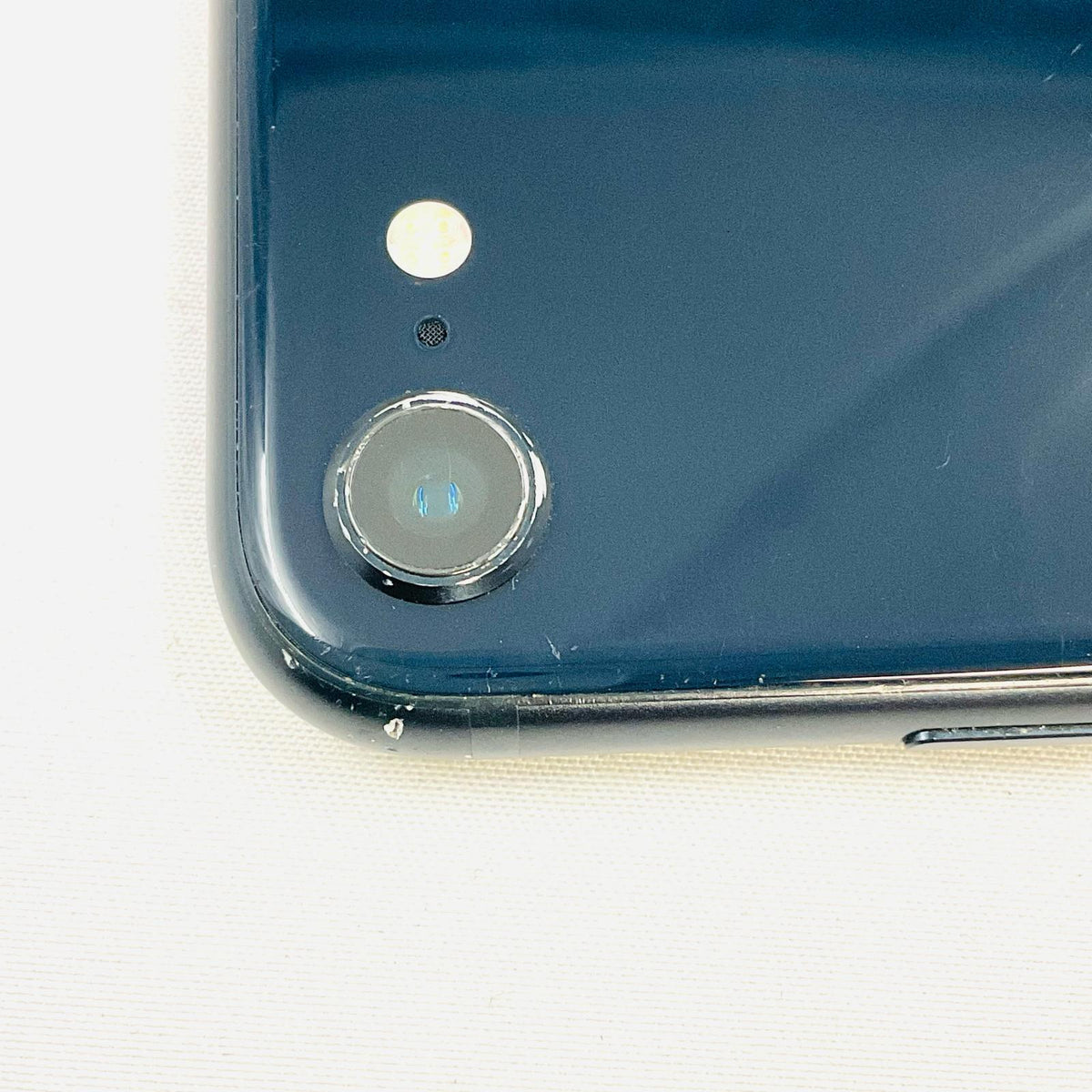 【最速発送】Apple iPhone SE（第3世代） 64GB Softbank SIMフリー 白ロム【難有】 84%