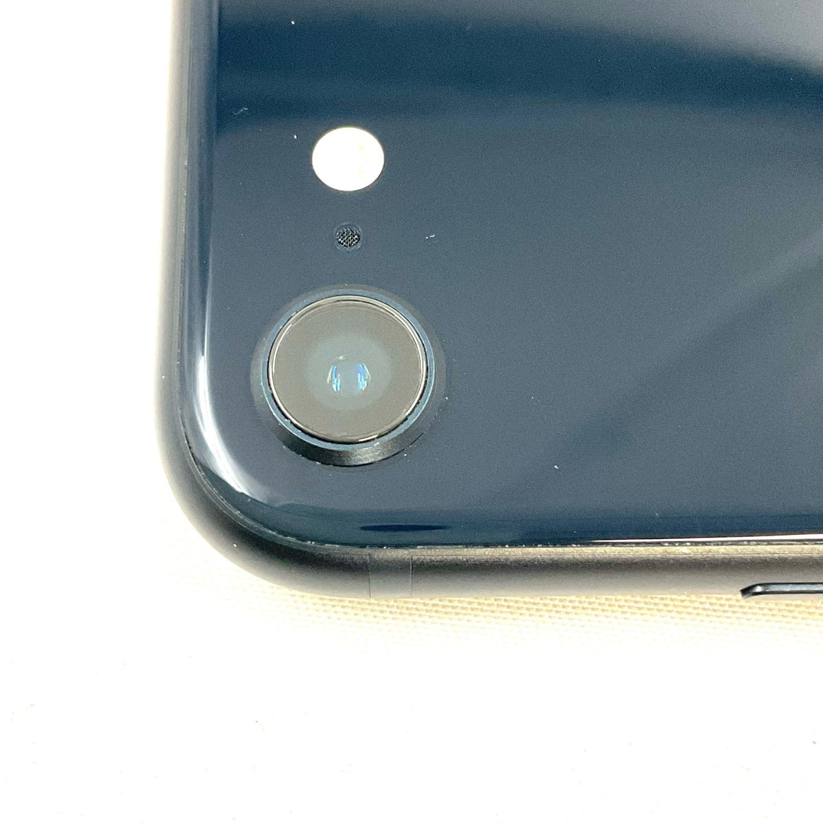 【全額返金保証】【最速発送】Apple iPhone SE（第3世代） 64GB Softbank SIMフリー 白ロム 動作確認済 92%
