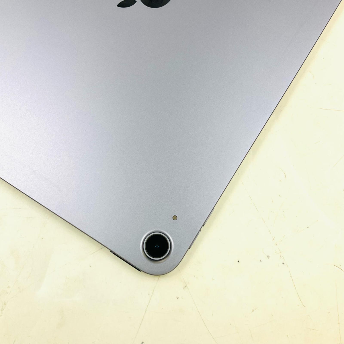 【全額返金保証】【最速発送】Apple iPad Air 10.9インチ 第5世代 256GB パープル Wi-Fi 美品 動作確認済