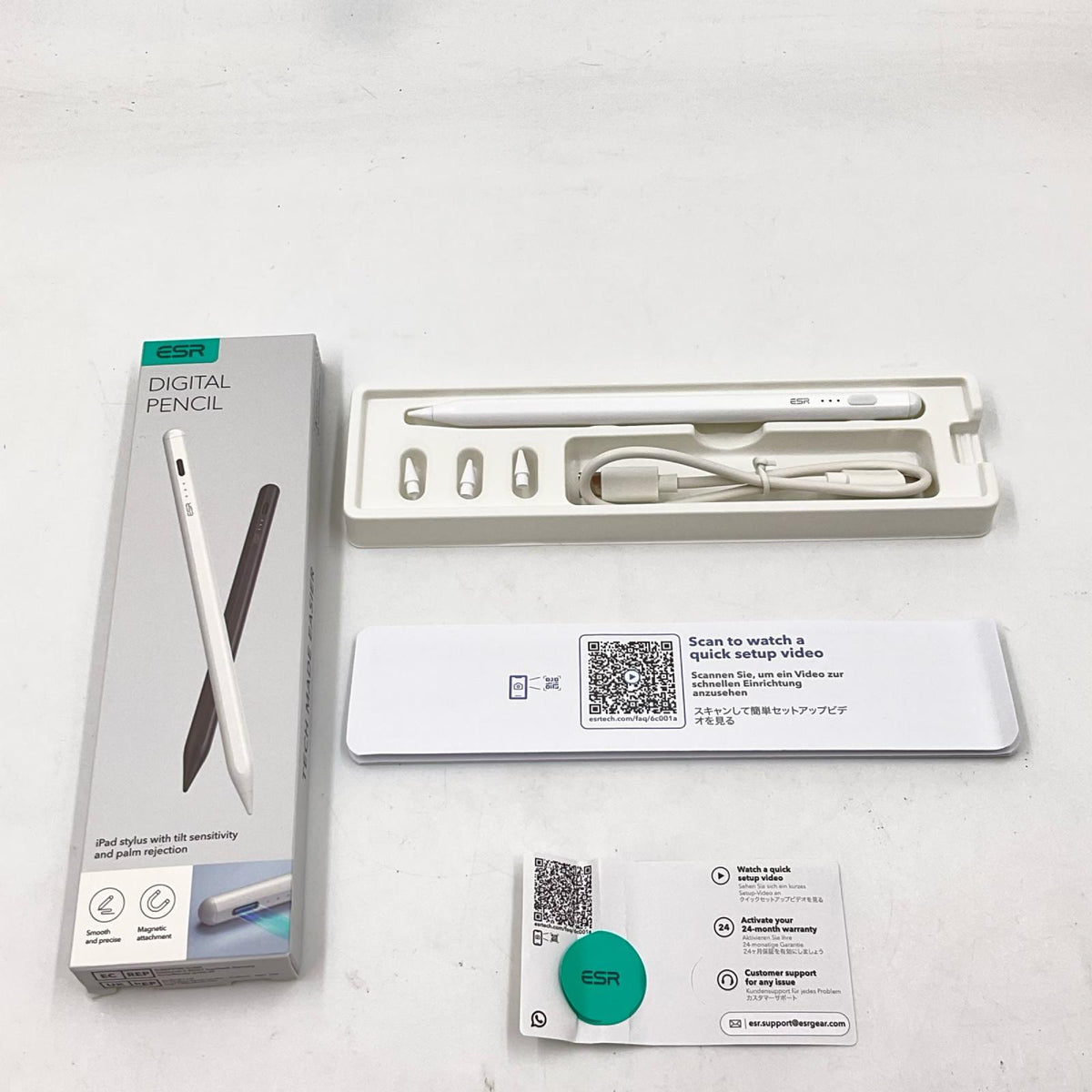 【全額返金保証】【最速発送】ESR iPad ペンシル 2026-2018用 [ホワイト] 超美品 動作確認済