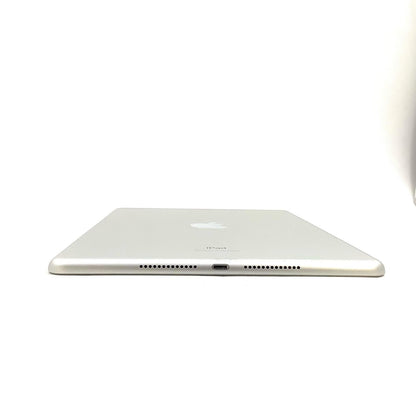 【全額返金保証】【最速発送】Apple iPad iPad 10.2インチ 第7世代 32GB シルバー Wi-Fi 動作確認済