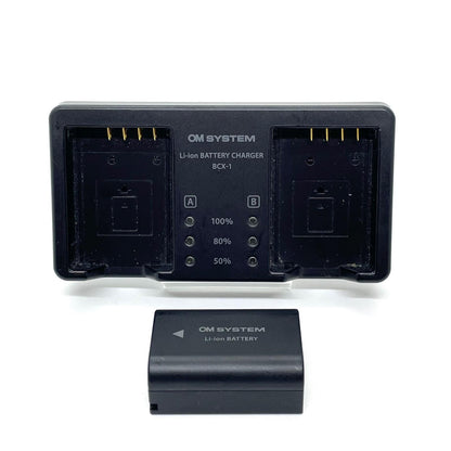 【全額返金保証】【最速発送】OM SYSTEM SBCX-1 リチウムイオン充電器電池セット 動作確認済