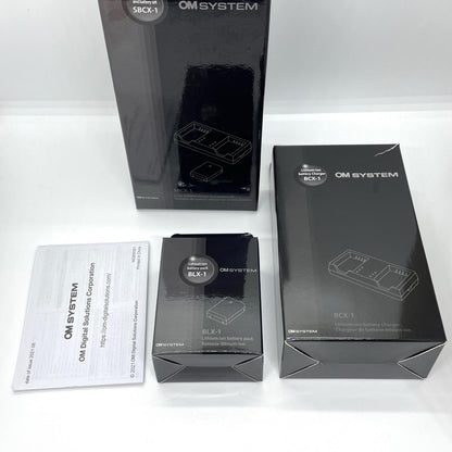 【全額返金保証】【最速発送】OM SYSTEM SBCX-1 リチウムイオン充電器電池セット 動作確認済