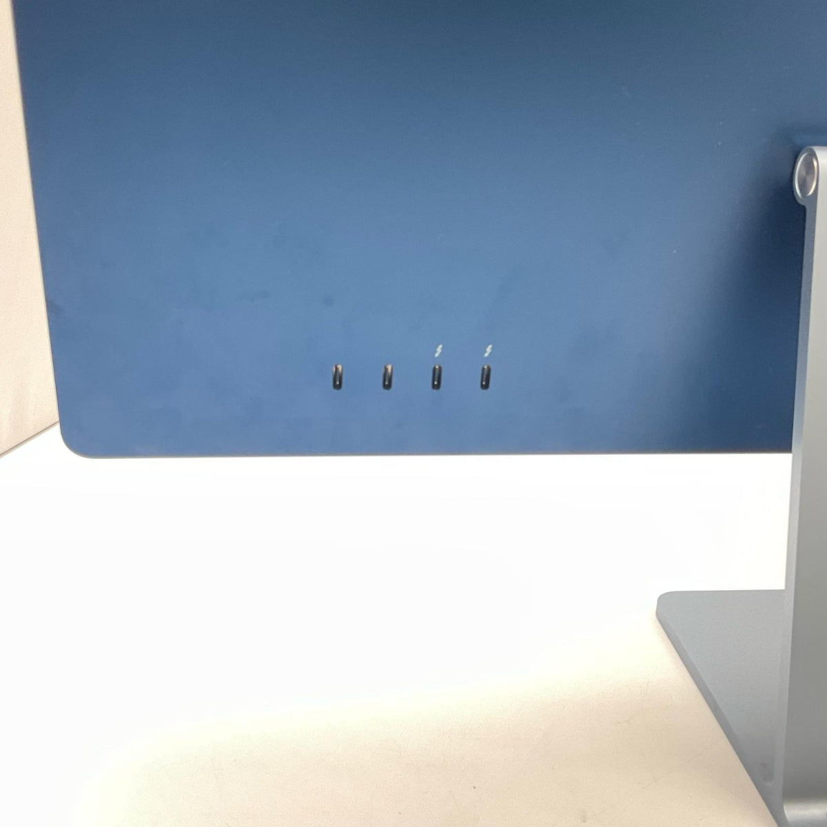 【全額返金保証】【最速発送】Apple iMac 24インチ M1 8コア 8GB SSD 256GB ブルー 美品 動作確認済