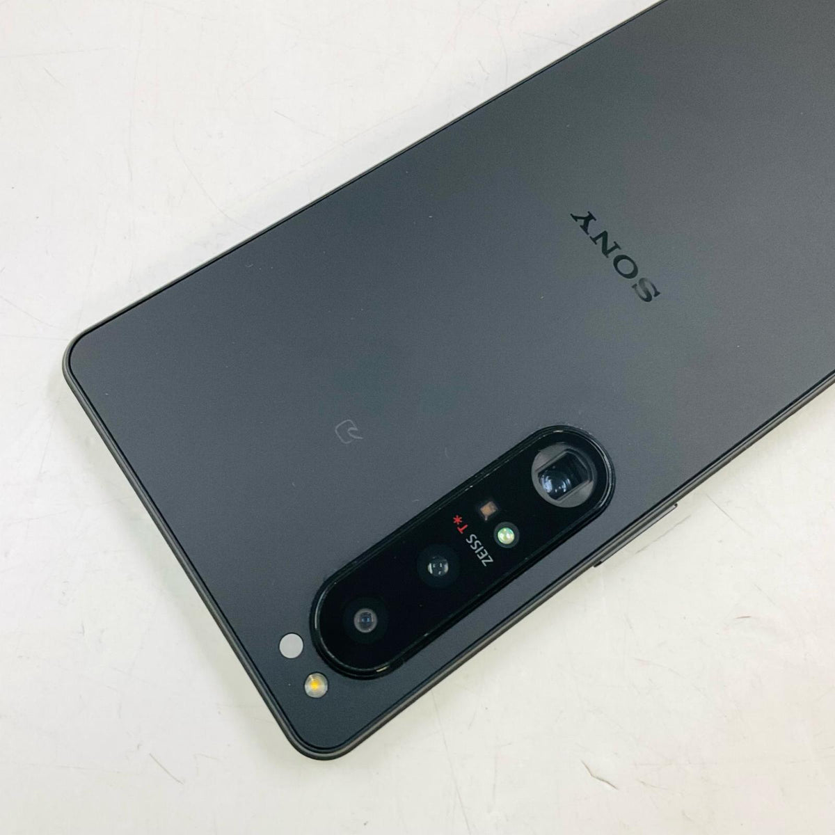 【最速発送】Sony Xperia 1 IV 256GB ブラック au SOG06 白ロム【難有】