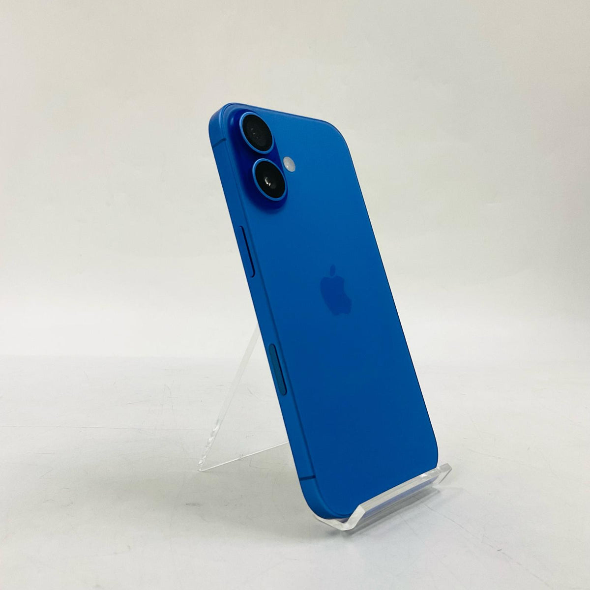 【全額返金保証】【最速発送】Apple iPhone iPhone 16 256GB パープル docomo SIMフリー 白ロム 美品 動作確認済 87%