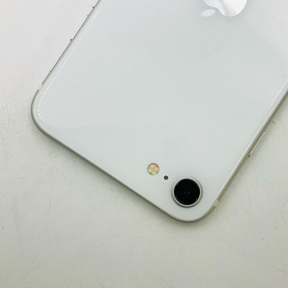 【全額返金保証】【最速発送】Apple iPhone iPhone SE（第2世代） 64GB ホワイト au SIMフリー 白ロム 動作確認済 79%
