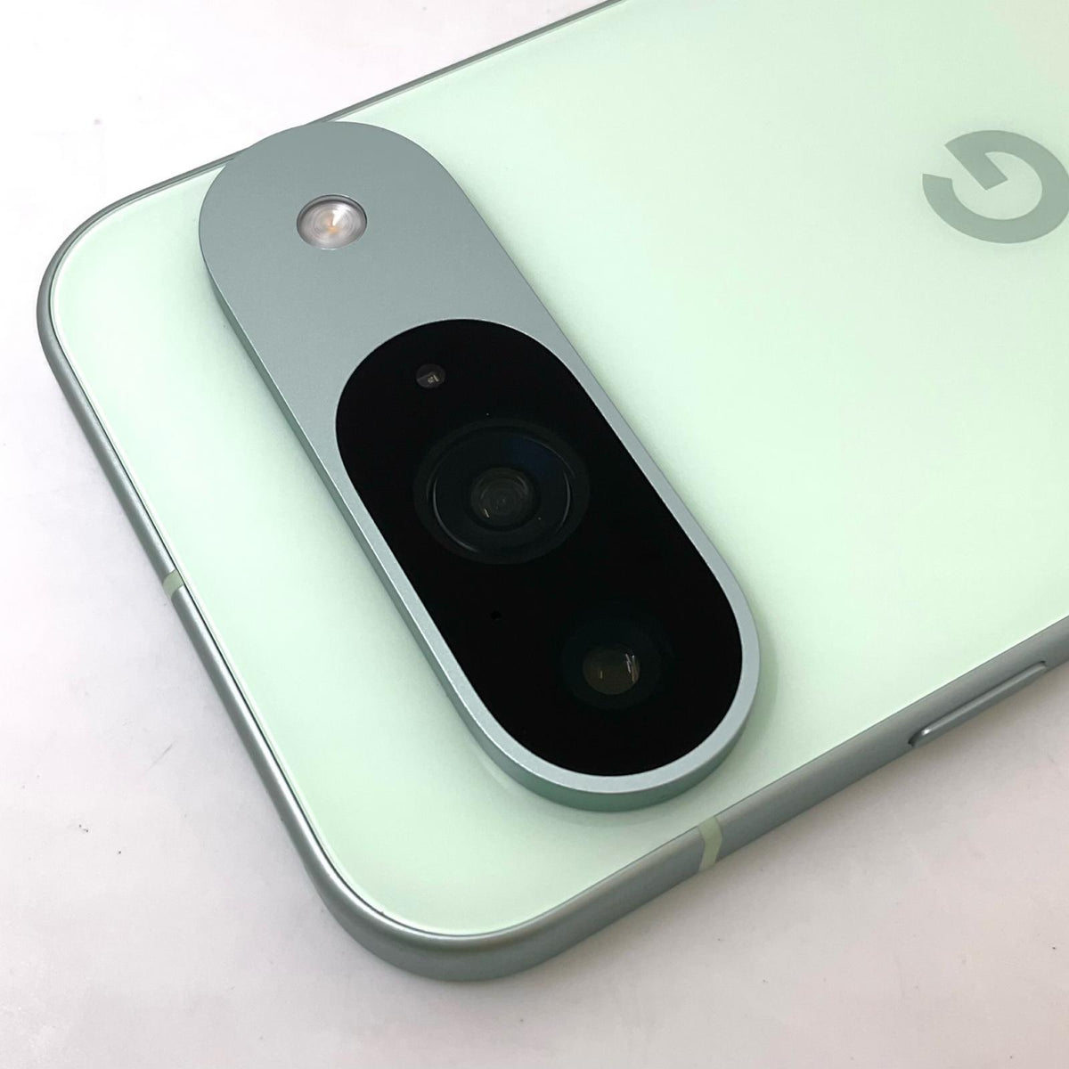 【全額返金保証】【最速発送】Google Pixel 9 128GB Wintergreen 白ロム 動作確認済