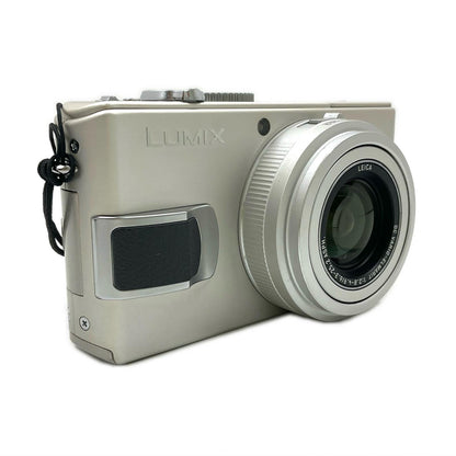 【全額返金保証】【最速発送】Panasonic コンパクトデジタルカメラ LUMIX DMC-LX2 シルバー 美品 動作確認済