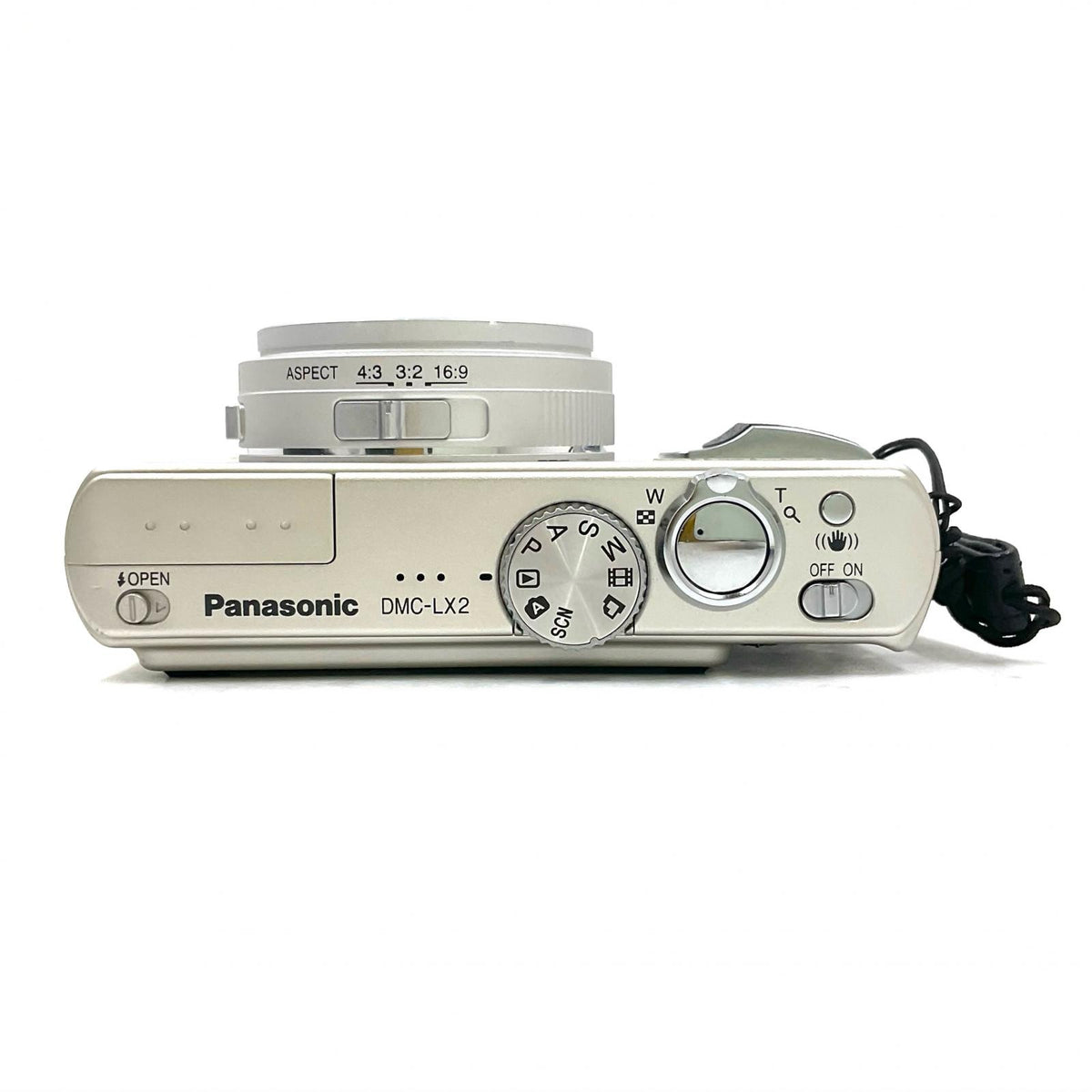 【全額返金保証】【最速発送】Panasonic コンパクトデジタルカメラ LUMIX DMC-LX2 シルバー 美品 動作確認済