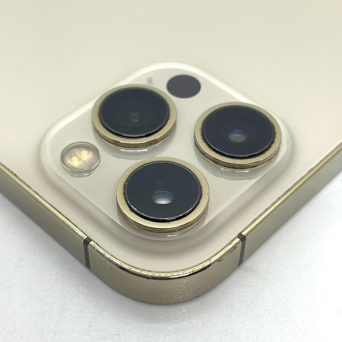【全額返金保証】【最速発送】Apple iPhone iPhone 12 Pro Max 256GB ゴールド 楽天モバイル 白ロム 動作確認済 70%