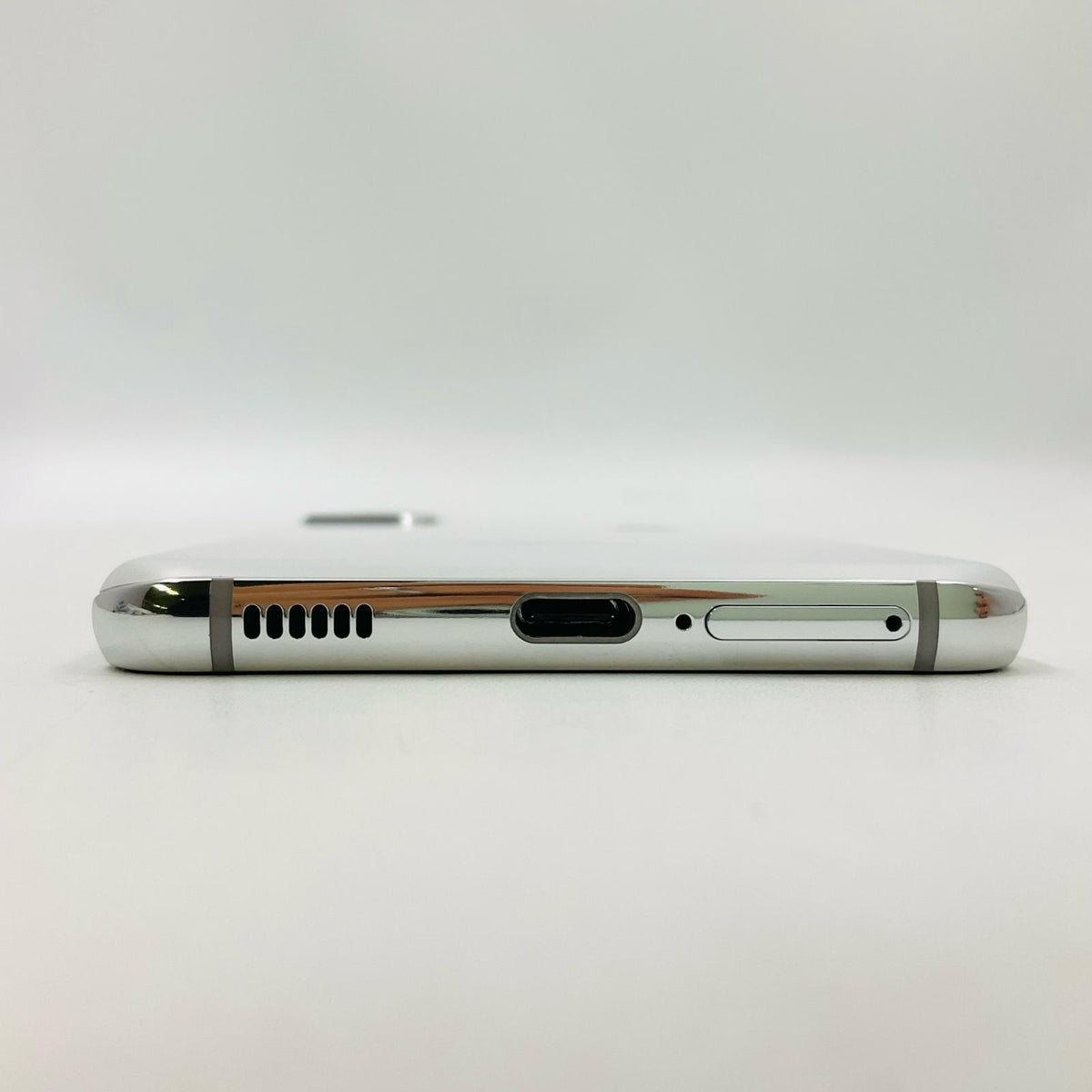 【全額返金保証】【最速発送】SAMSUNG Galaxy S21 5G 256GB ファントムホワイト docomo SC-51B 白ロム 美品 動作確認済