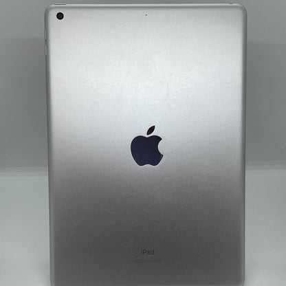 【全額返金保証】【最速発送】Apple iPad iPad 10.2インチ 第9世代 64GB シルバー Wi-Fi 動作確認済