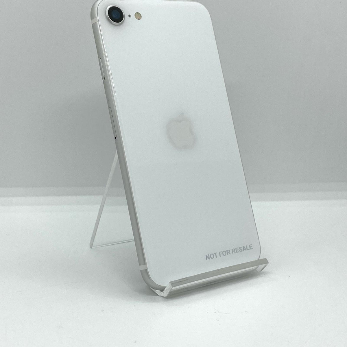 【全額返金保証】【最速発送】Apple iPhone iPhone SE（第2世代） 64GB ホワイト docomo SIMフリー 白ロム 動作確認済 86%