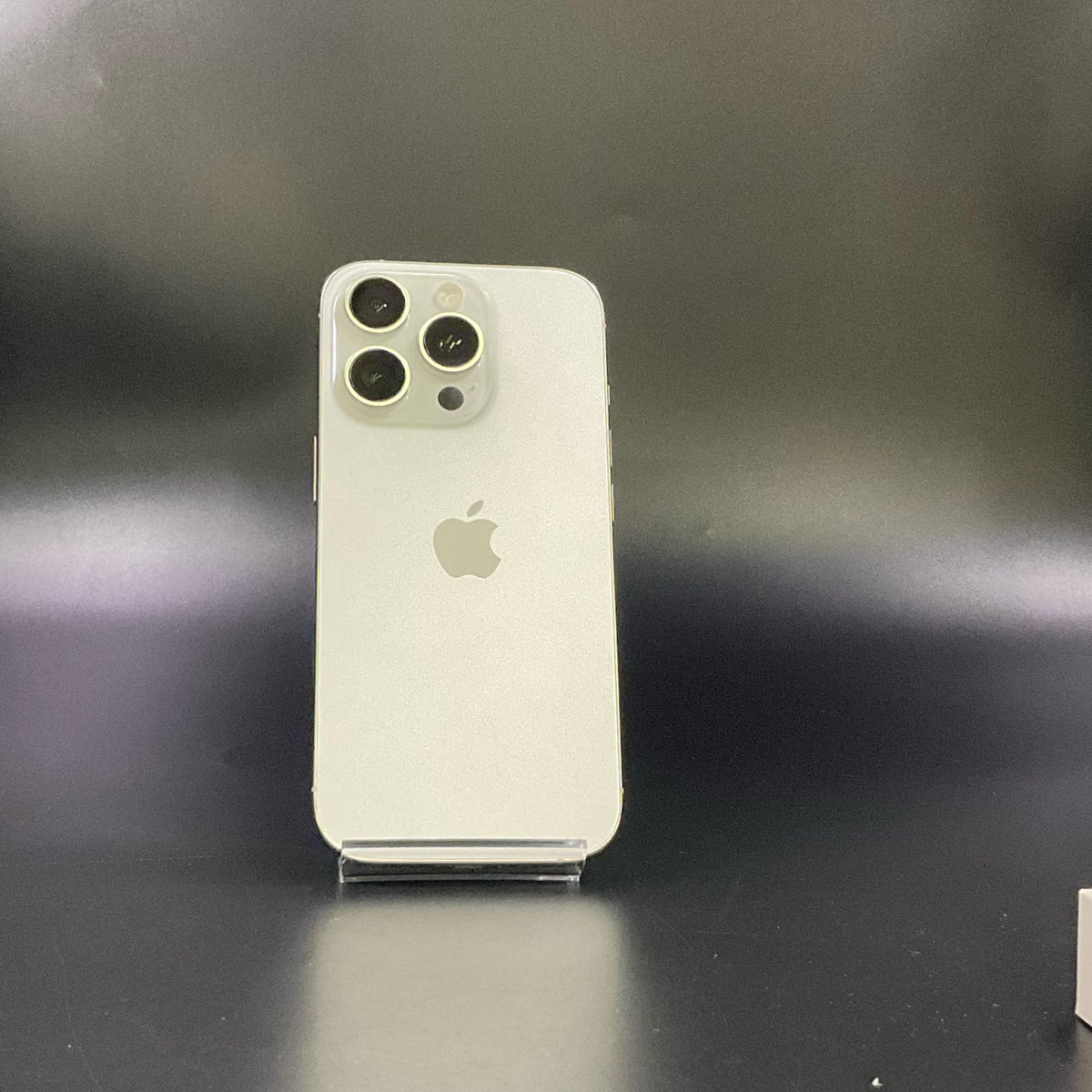 【全額返金保証】【最速発送】Apple iPhone iPhone 16 Pro 256GB ホワイトチタニウム SIMフリー 白ロム 動作確認済 80%