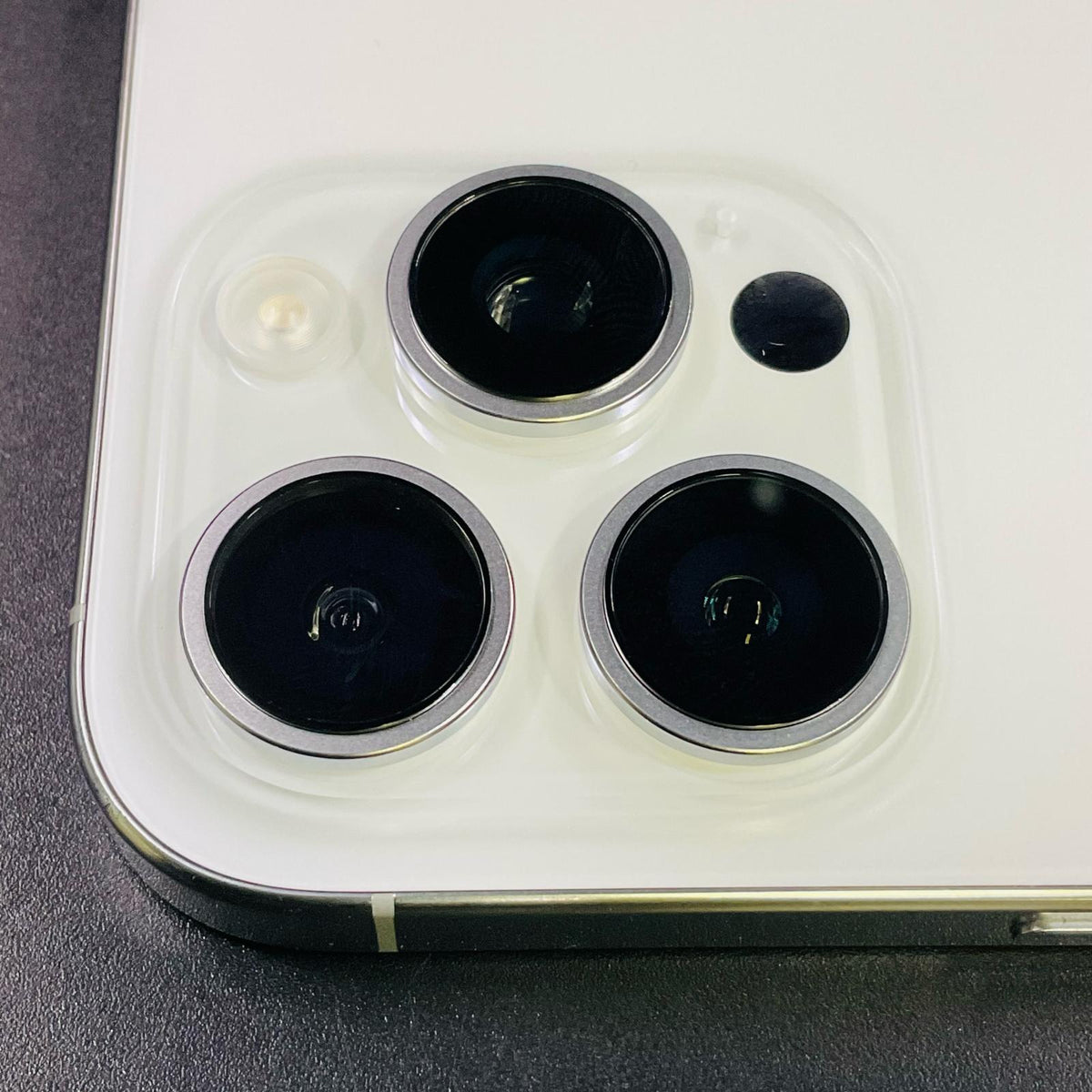 【全額返金保証】【最速発送】Apple iPhone iPhone 16 Pro 256GB ホワイトチタニウム SIMフリー 白ロム 動作確認済 80%