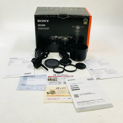【全額返金保証】【最速発送】Sony デジタル一眼 α6400 ILCE-6400 ダブルズームレンズキット シルバー 美品 動作確認済