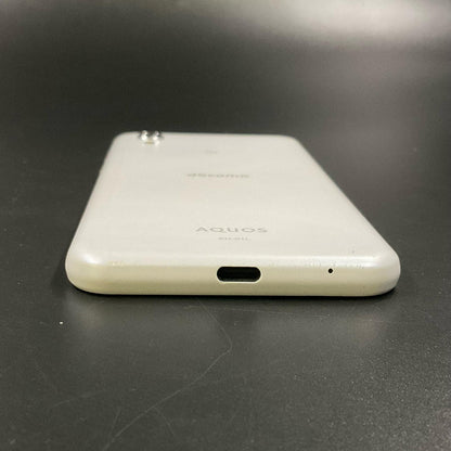 【全額返金保証】【最速発送】SHARP AQUOS sense2 32GB シルキーホワイト docomo SIMフリー SH-01L 白ロム 動作確認済